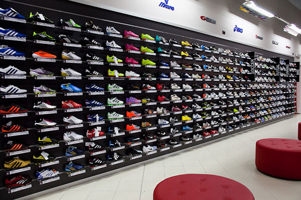negozi di scarpe sportive