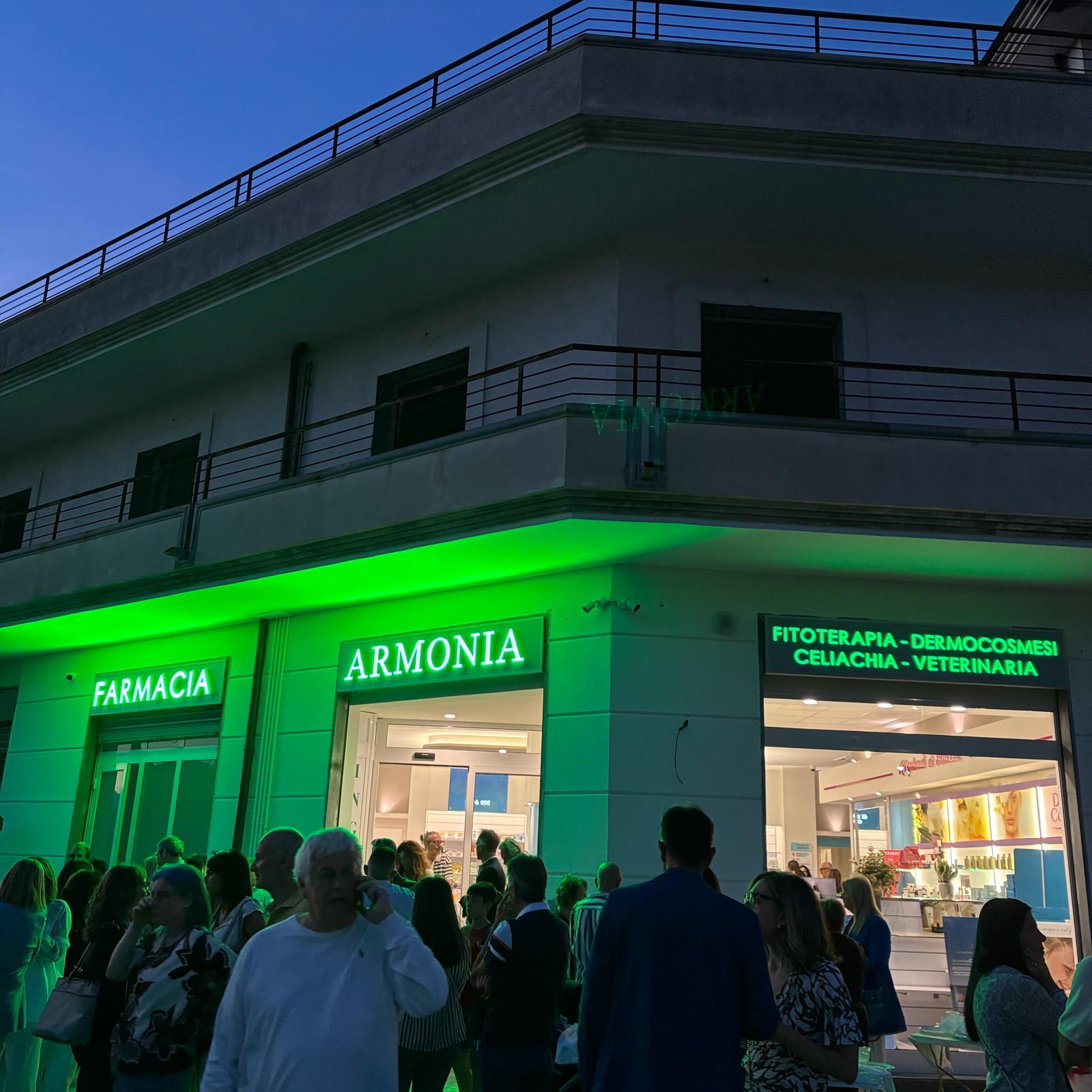 Inaugurazione della Farmacia Armonia realizzata da Ciancio Design